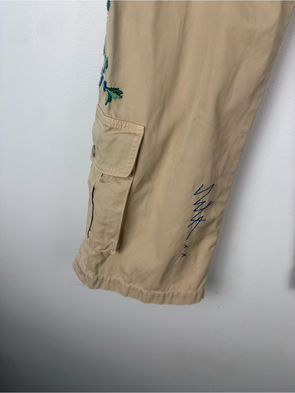 Johnny Was Cargo Pockets Wide Leg Crop Floral Emrboidered Pants Women’s Sz M - Picture 5 of 12